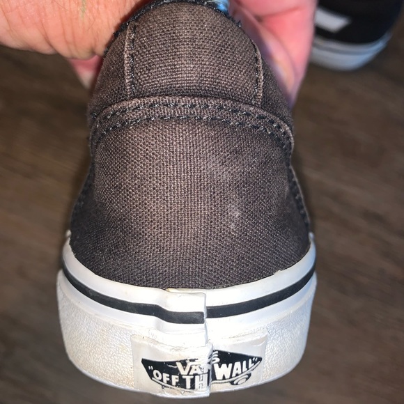 Vans Women’s lace up sneakers good used condition size 7.5. - Picture 7 of 7